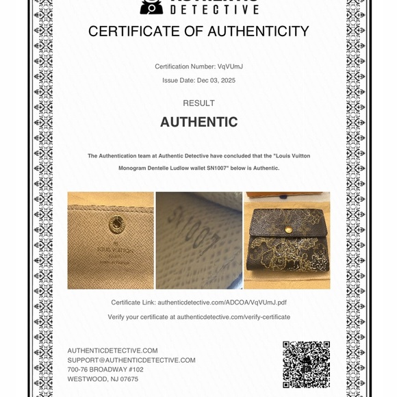 Louis Vuitton Limited Edition Gold Monogram Dentelle Ludlow Wallet - Authentic - Picture 15 of 15